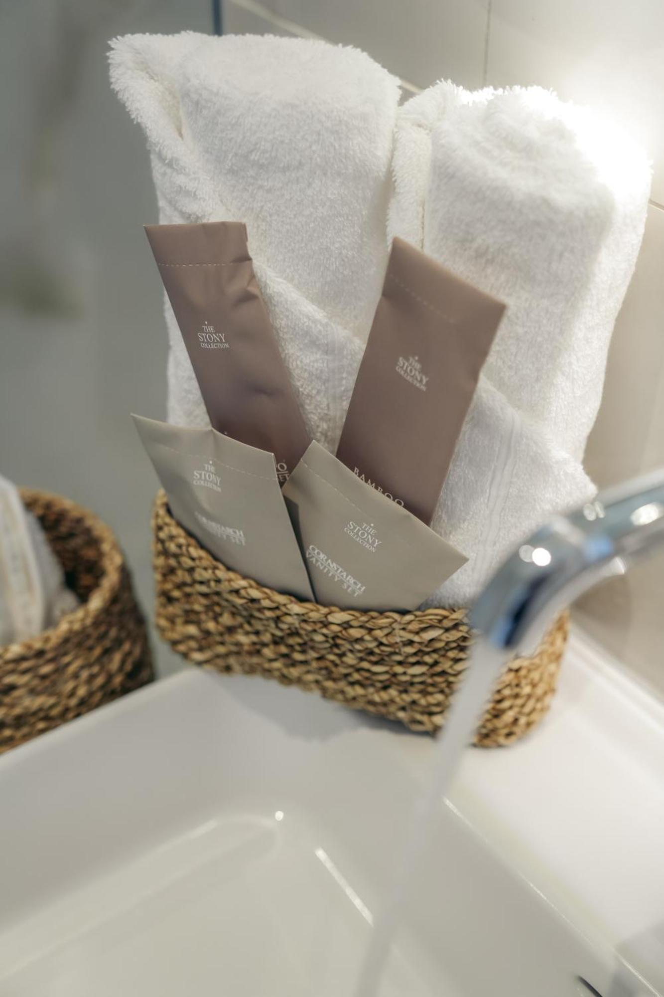 Rabagas Suites Luxury - In The Heart Of Sifnos อพอลโลเนีย ห้อง รูปภาพ