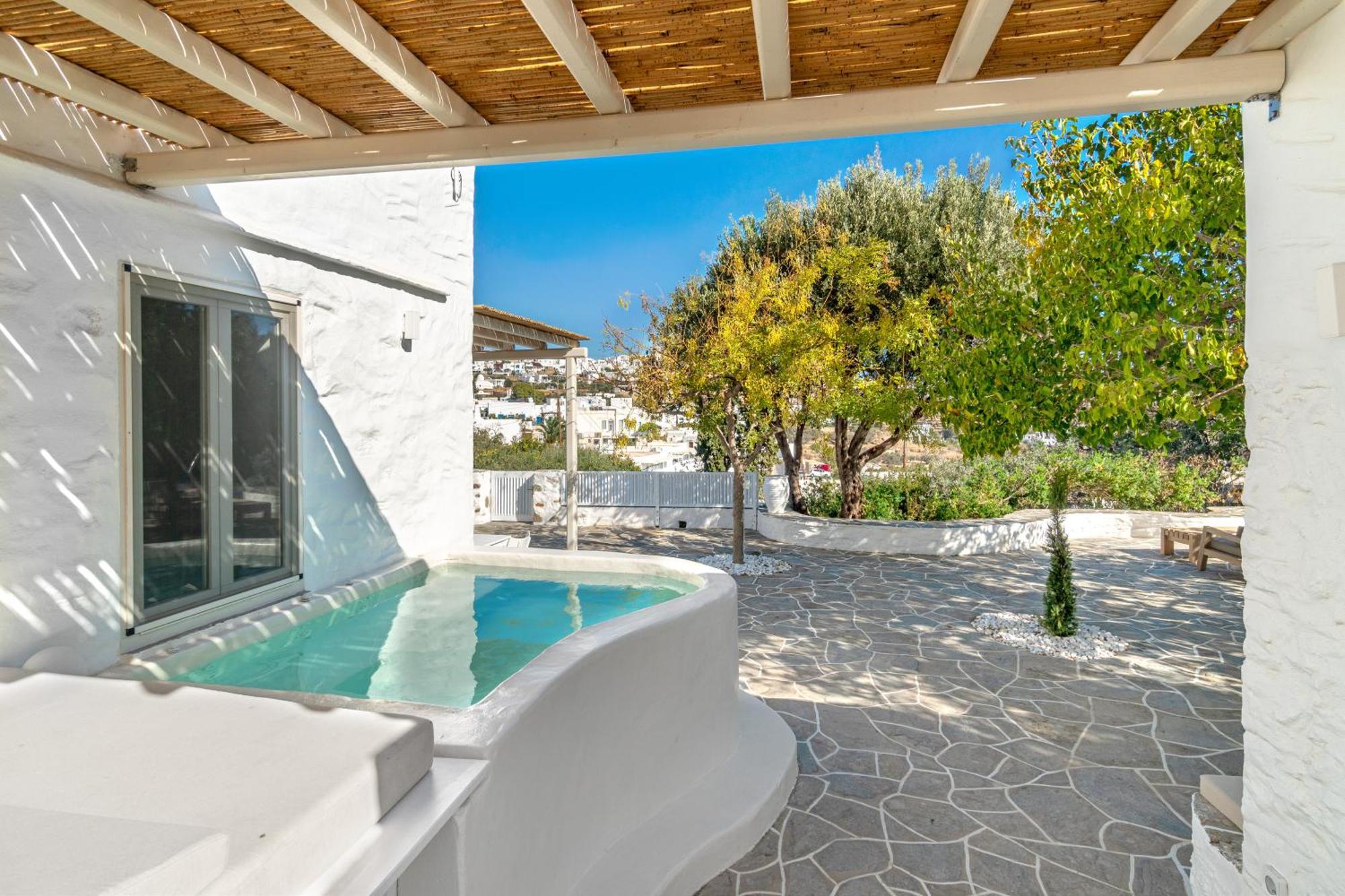 Rabagas Suites Luxury - In The Heart Of Sifnos อพอลโลเนีย ภายนอก รูปภาพ