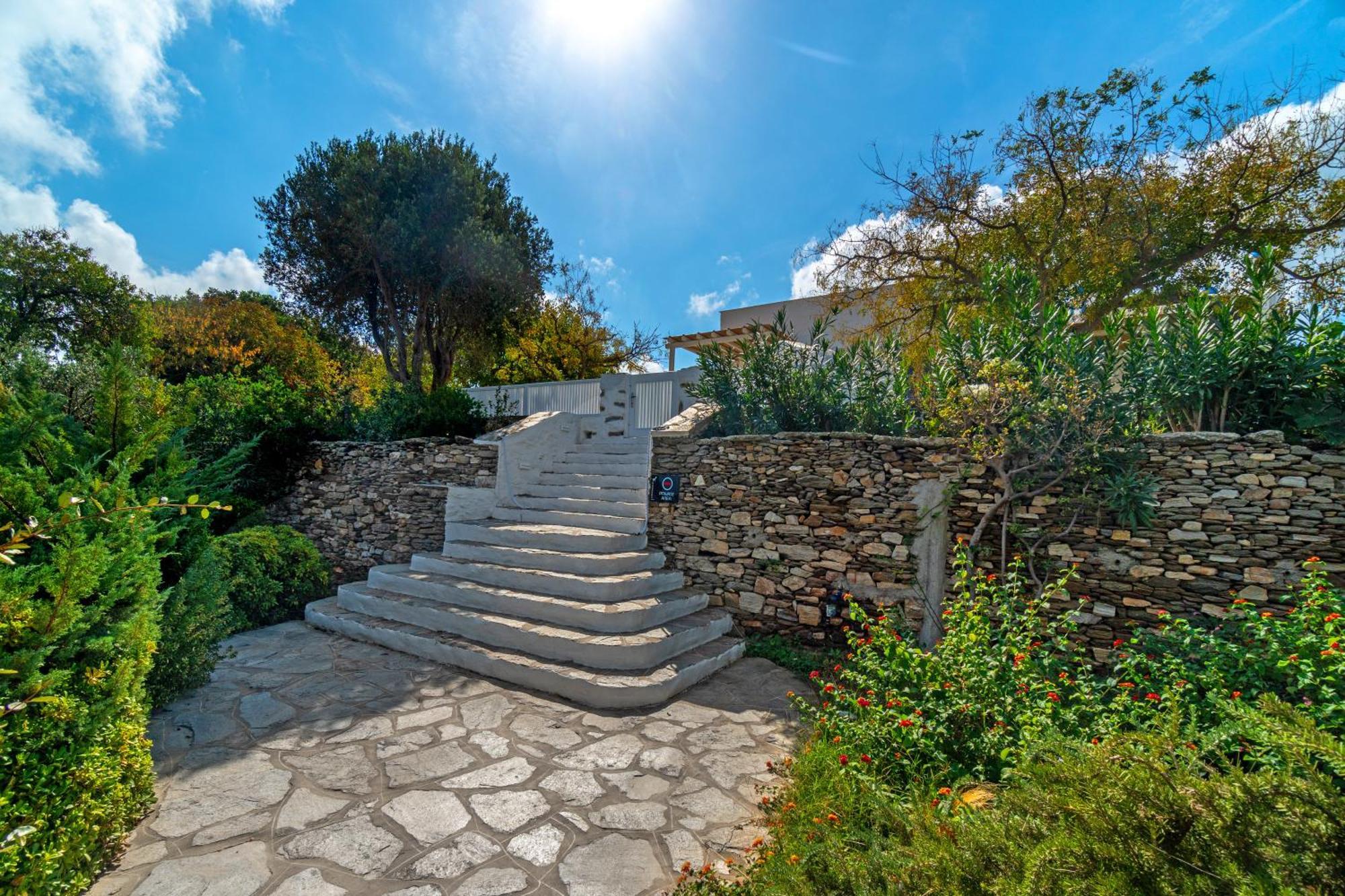 Rabagas Suites Luxury - In The Heart Of Sifnos อพอลโลเนีย ภายนอก รูปภาพ