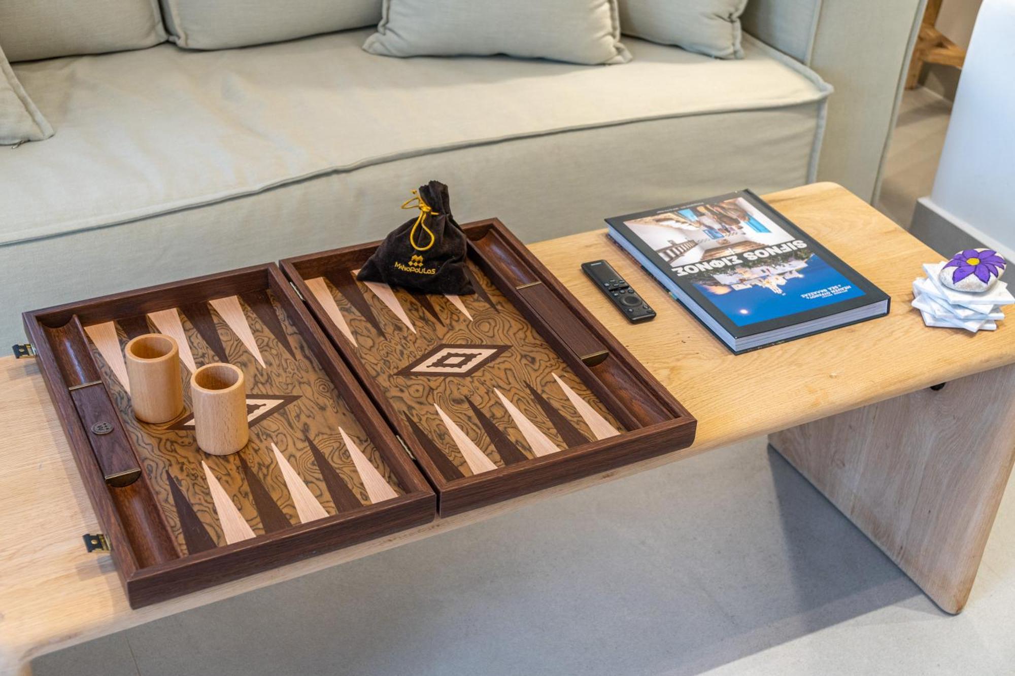 Rabagas Suites Luxury - In The Heart Of Sifnos อพอลโลเนีย ภายนอก รูปภาพ