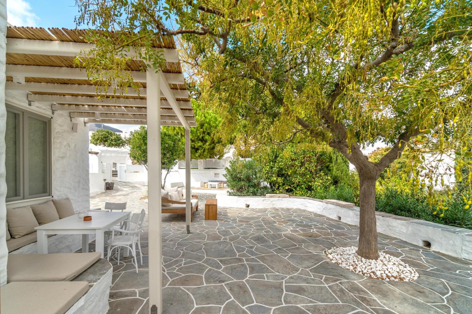 Rabagas Suites Luxury - In The Heart Of Sifnos อพอลโลเนีย ภายนอก รูปภาพ